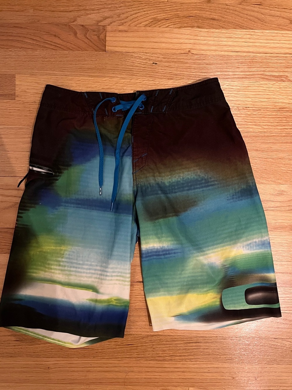 Oakley Men's Green and Blue Gradient Swim Board Shorts
